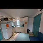 Mobile 4 Etoiles Drome Campingplatz